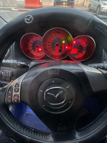 מודעת רכב מאזדה 3