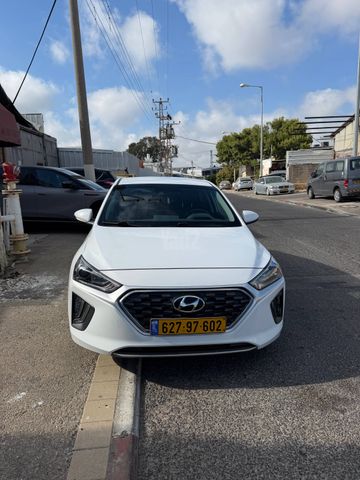 מודעת רכב יונדאי איוניק