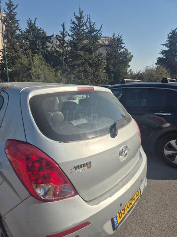 מודעת רכב יונדאי i20