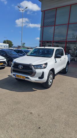 מודעת רכב טויוטה היילקס