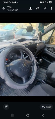 ברלינגו  Comfort ידני קומבי 5 מק 4 דל 1.6 (75 כ״ס)