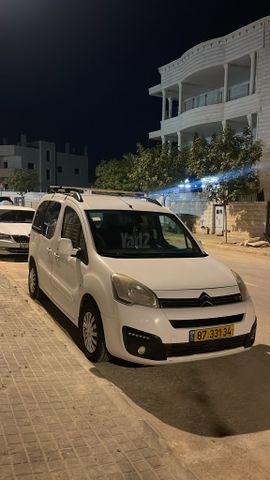 מודעת רכב סיטרואן ברלינגו