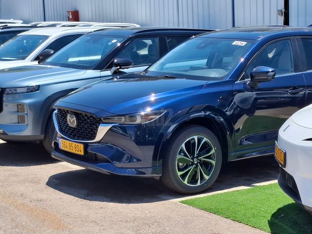מודעת רכב מאזדה CX-5