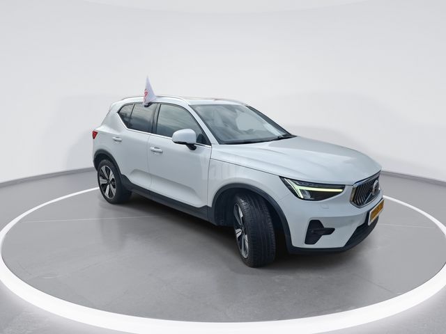 מודעת רכב וולוו XC40 2