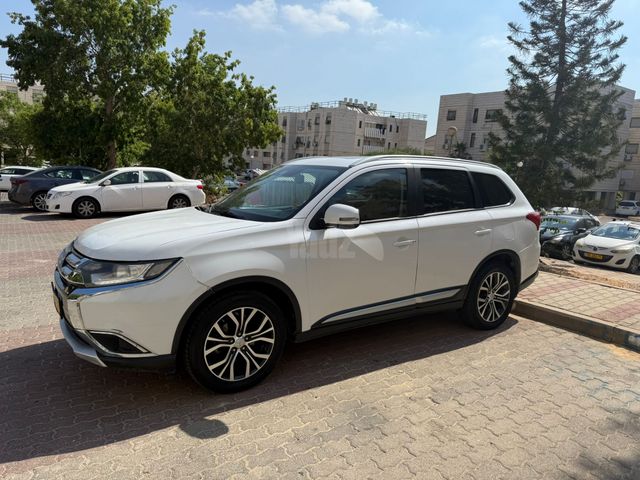 מודעת רכב מיצובישי אאוטלנדר