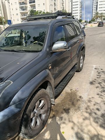 מודעת רכב טויוטה לנד קרוזר
