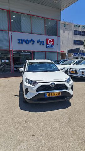 מודעת רכב טויוטה RAV4