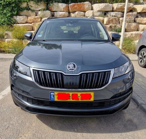 מודעת רכב סקודה קארוק