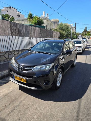 מודעת רכב טויוטה RAV4