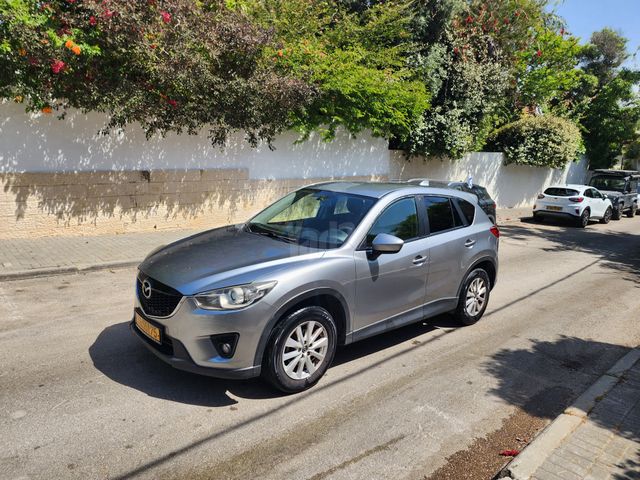 מודעת רכב מאזדה CX-5