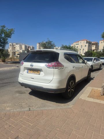 מודעת רכב ניסאן אקס טרייל