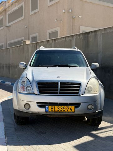 מודעת רכב סאנגיונג רקסטון
