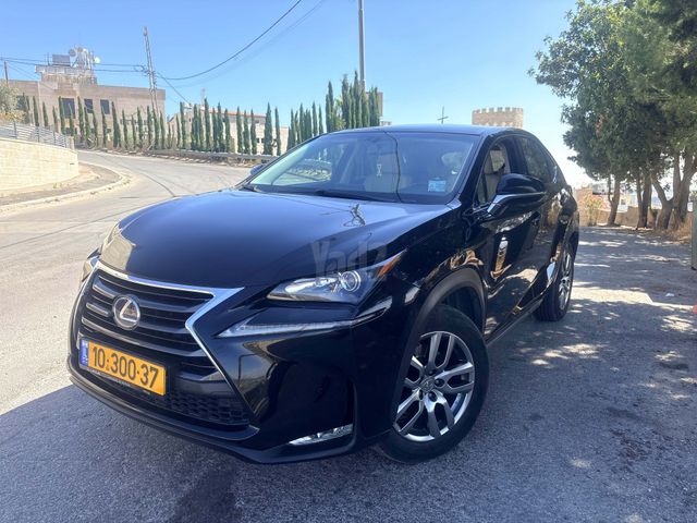 מודעת רכב לקסוס NX