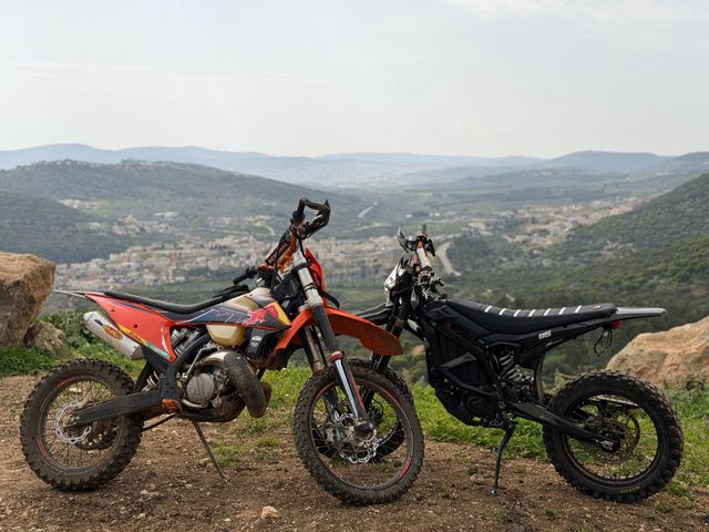מודעת רכב סורון ULTRA BEE T