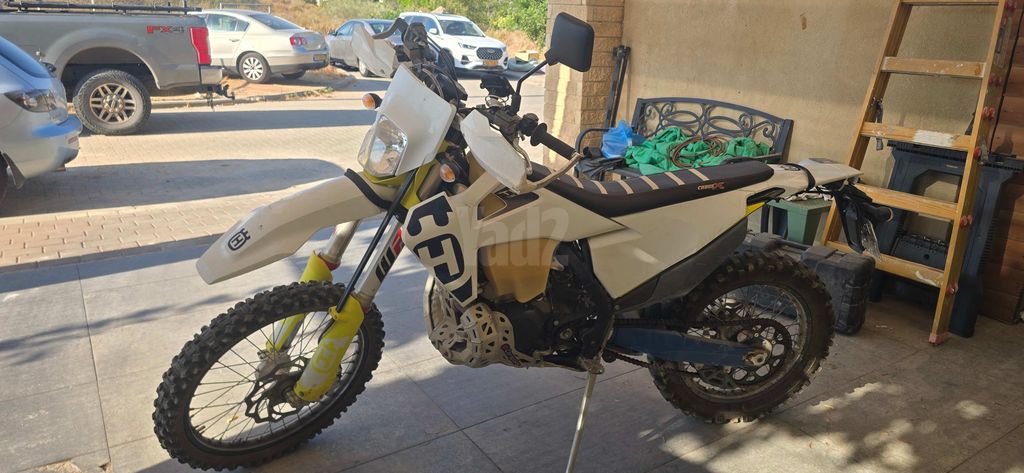 מודעת רכב הוסקוורנה TE300