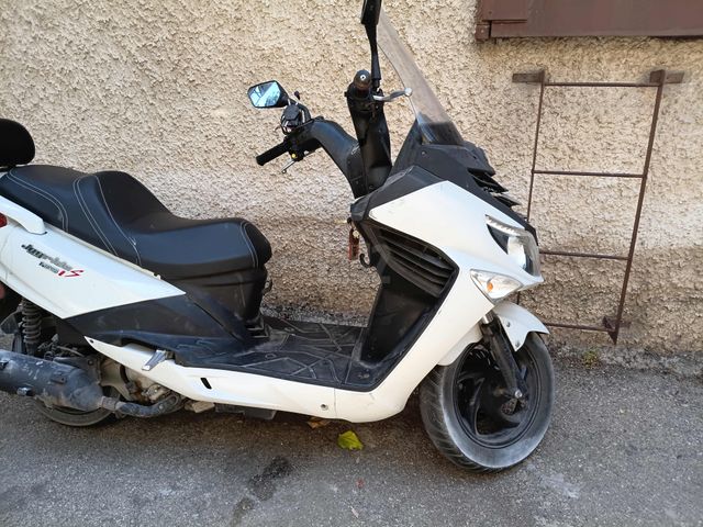 מודעת רכב סאן יאנג ג'וי רייד 125