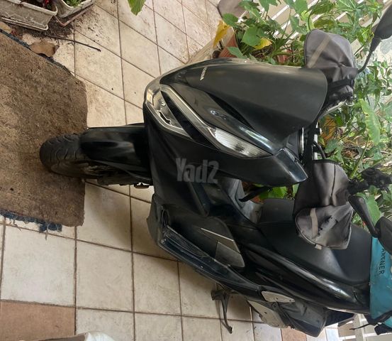 מודעת רכב הונדה PCX 125