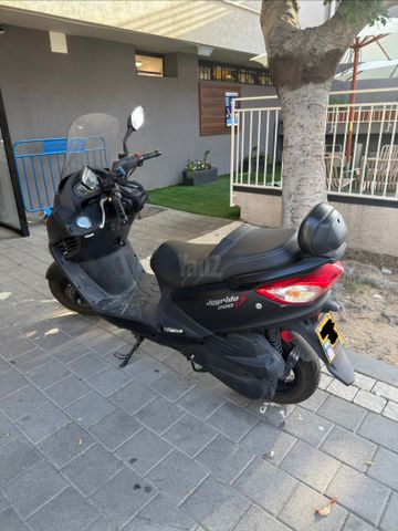 מודעת רכב סאן יאנג ג'וי רייד 200