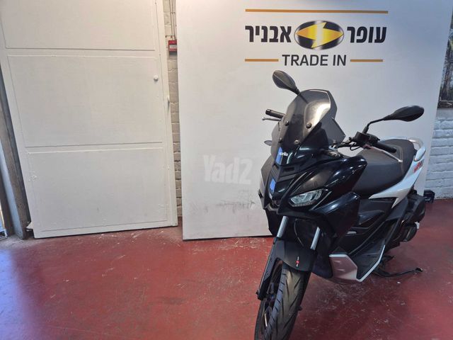 מודעת רכב אפריליה SR GT 200