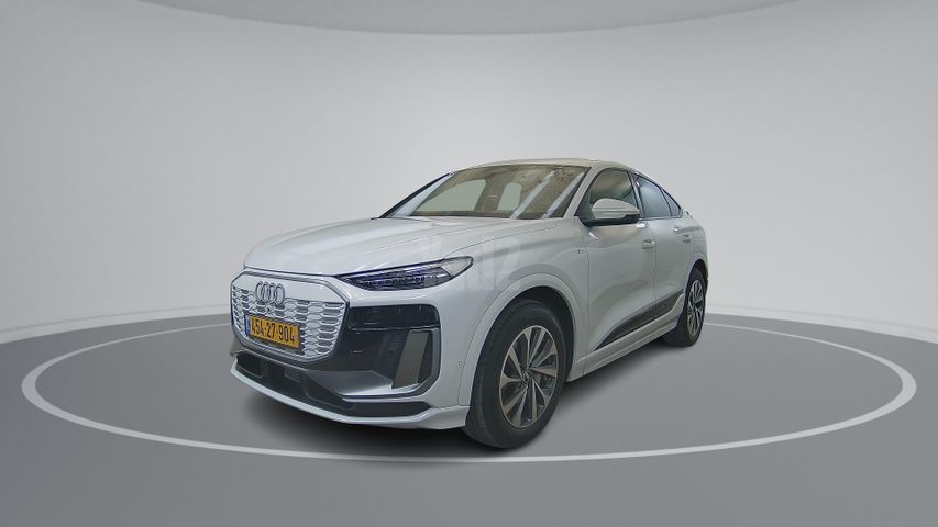 מודעת רכב אאודי Q6 e-tron