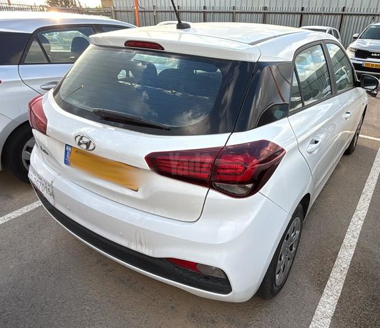 מודעת רכב יונדאי i20
