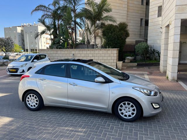 מודעת רכב יונדאי i30