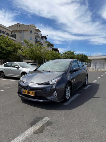 מודעת רכב טויוטה פריוס