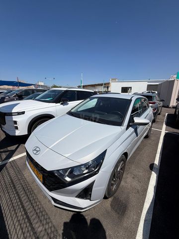 מודעת רכב יונדאי i20