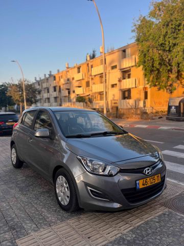 מודעת רכב יונדאי i20