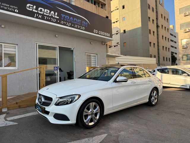 מודעת רכב מרצדס-בנץ C-class