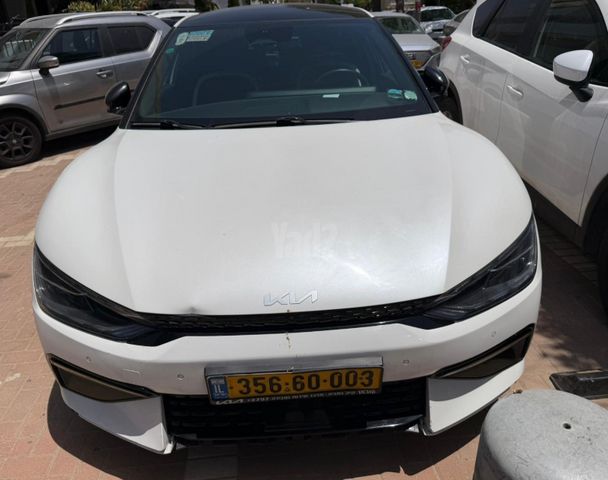 מודעת רכב קיה EV6