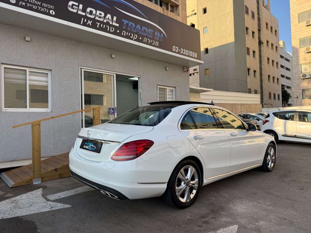 מודעת רכב מרצדס-בנץ C-class 1
