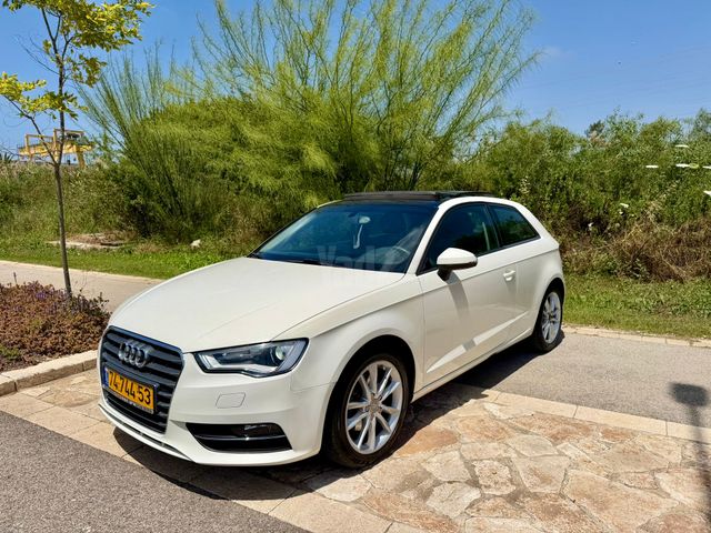 A3 4X2 Sharp אוט׳ 3 דל 1.4 (125 כ״ס)