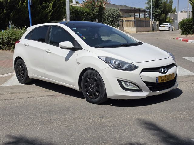 מודעת רכב יונדאי i30
