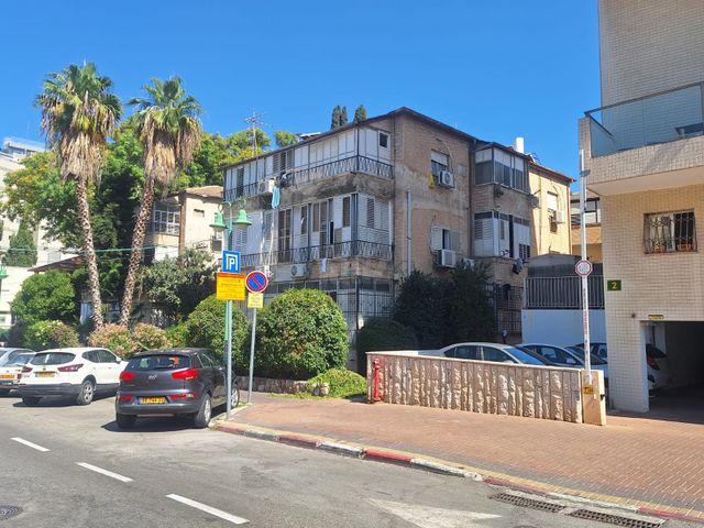 הרצל 4