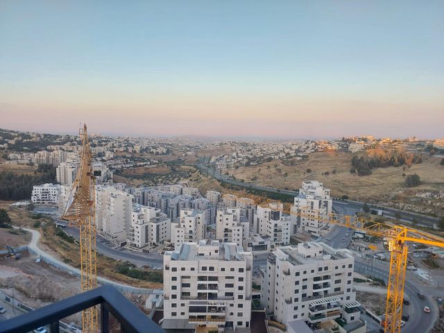 יצחק ארנסט נבנצל 1