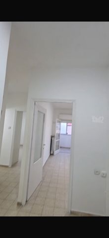 אליהו מני 4
