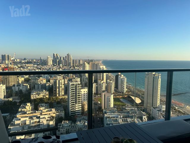 סוקולוב 12