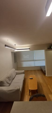 חיננית 7