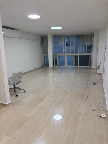 ה' באייר 36