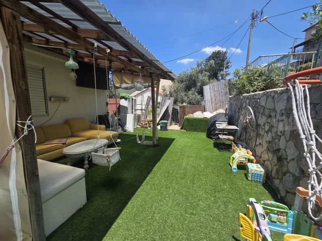 היסמין 20