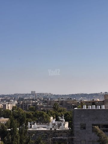 דירה למכירה בירושלים (תיווך) — 3