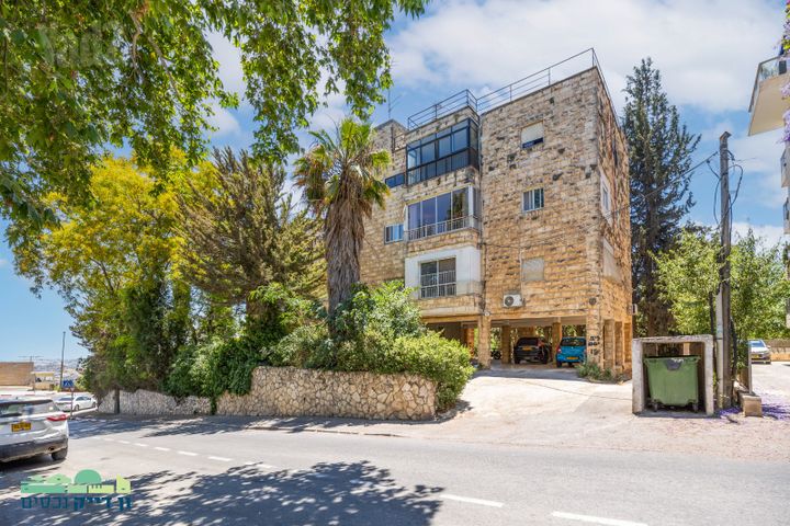 דירה למכירה בירושלים (תיווך) — 2