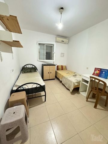 תמונה 5 של דירת 4 חדרים להשכרה ברמת גן