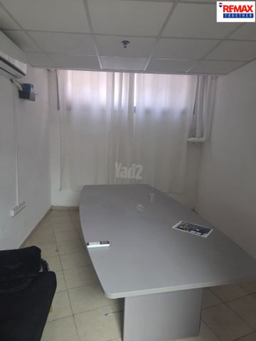 האדמו"ר מבעלזא 27