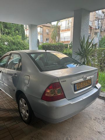 מודעת רכב טויוטה קורולה