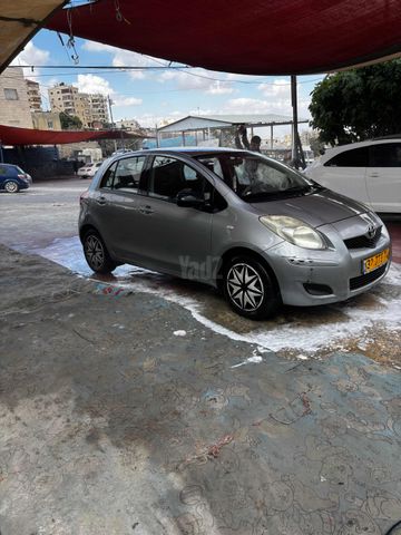 מודעת רכב טויוטה יאריס