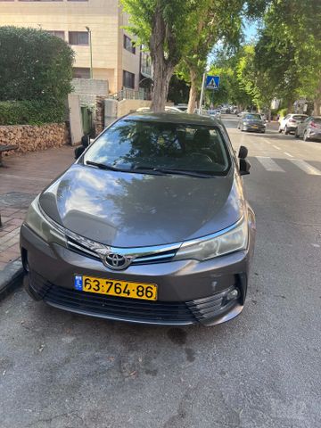 מודעת רכב טויוטה קורולה