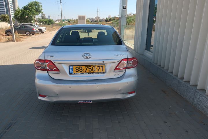 מודעת רכב טויוטה קורולה