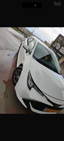 מודעת רכב טויוטה קורולה
